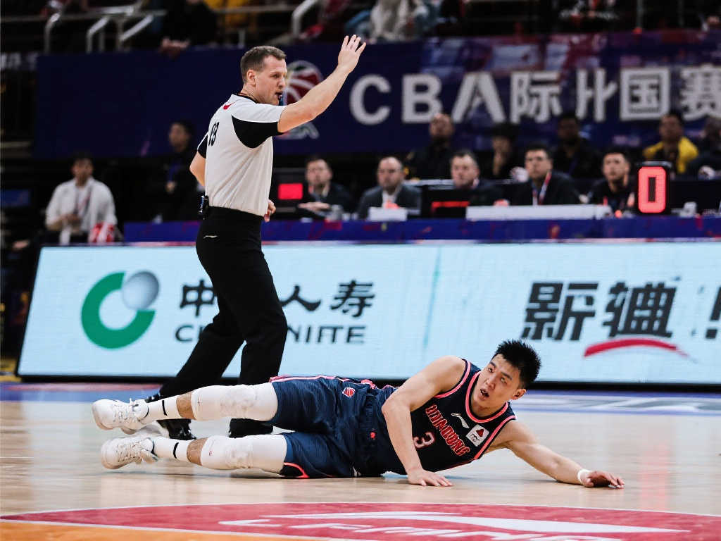 防守端的努 防守端的努