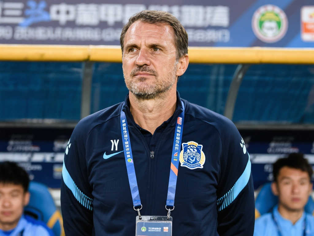 不仅仅需要 不仅仅需要